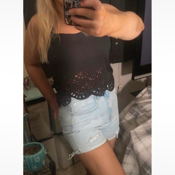 Brandy Melville top - Picture 2 of 4